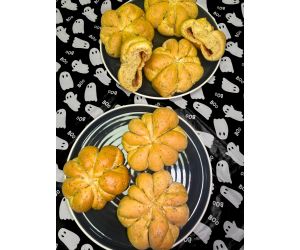 Pumpkin Pizza Rolls