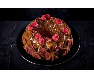 Caramel Drizzle Cake